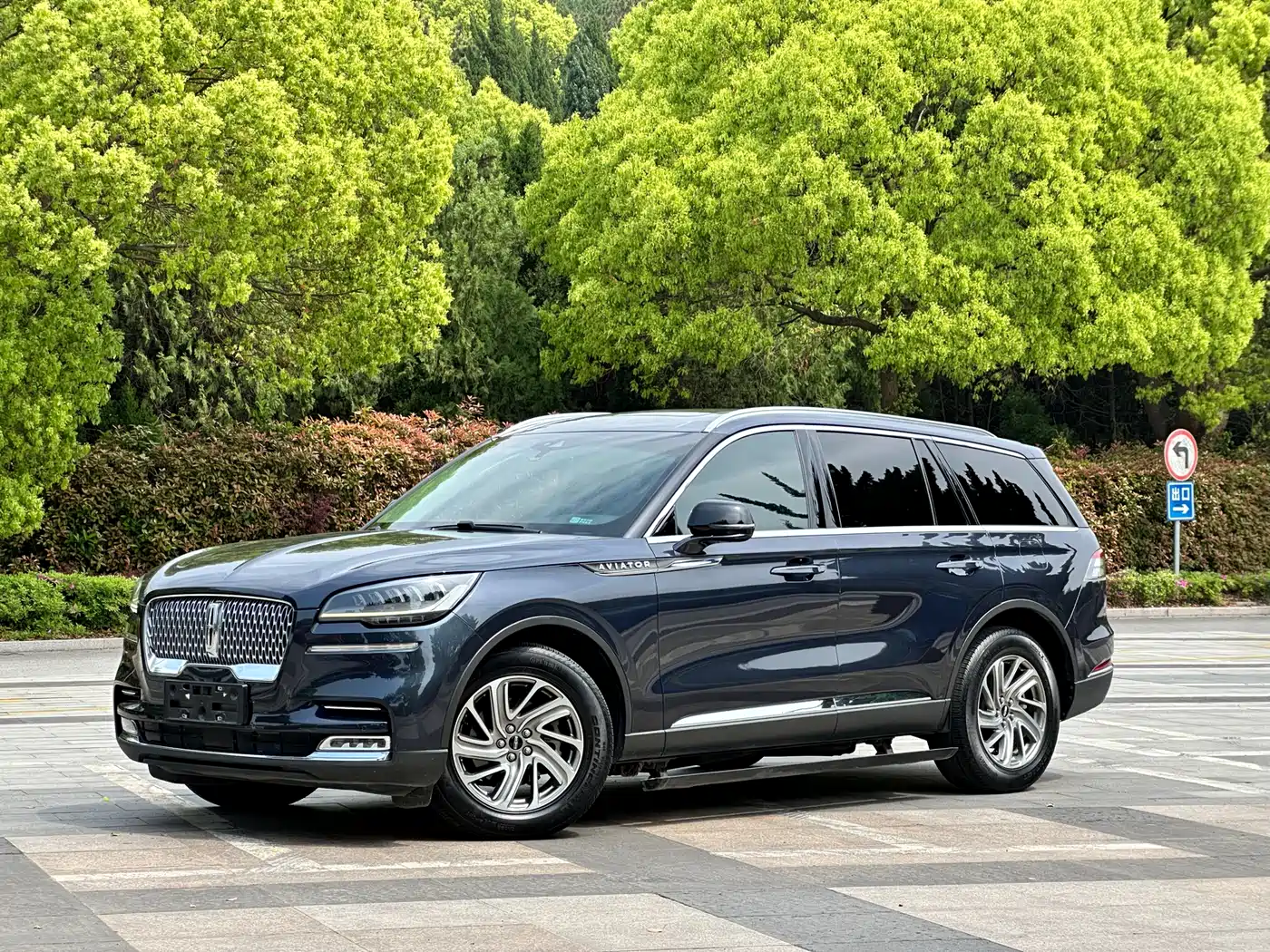 Lincoln Aviator 2021 3.0T V6 4WD Premium Edition