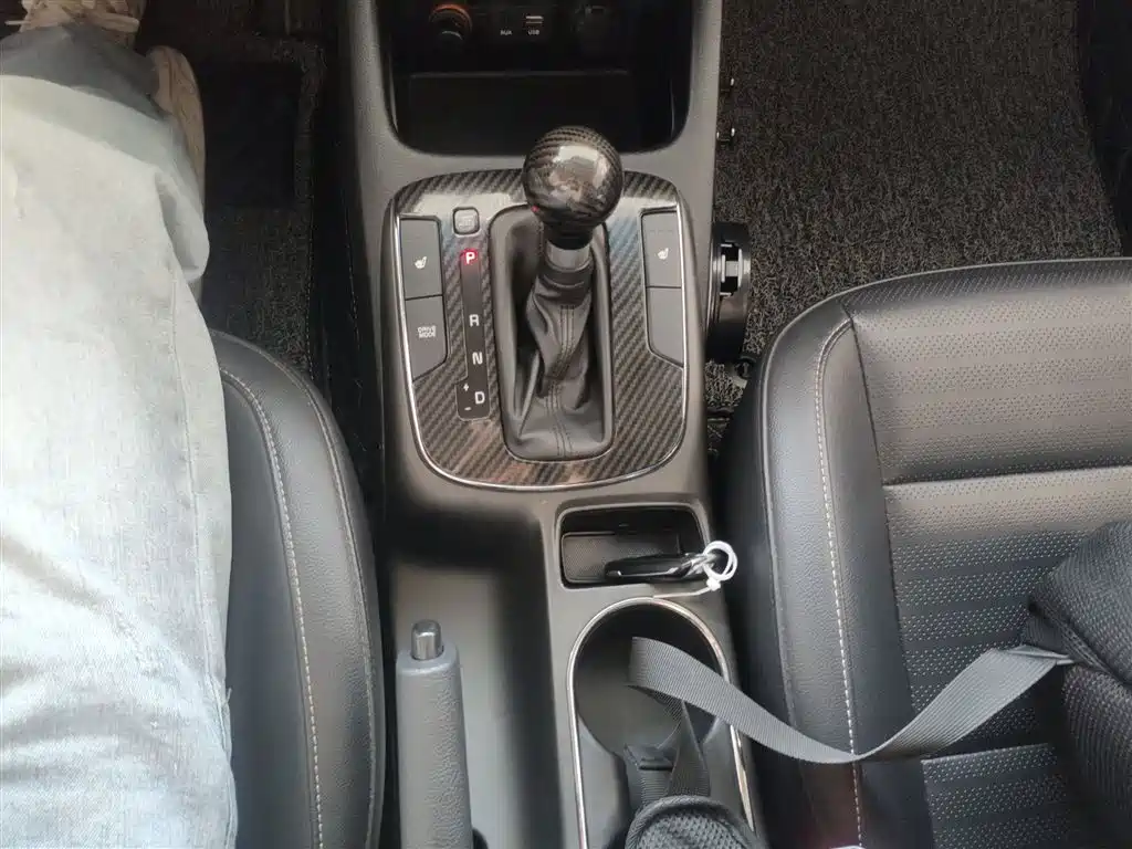 Kia K3 2016 1.6L Automatic GLS фото 10