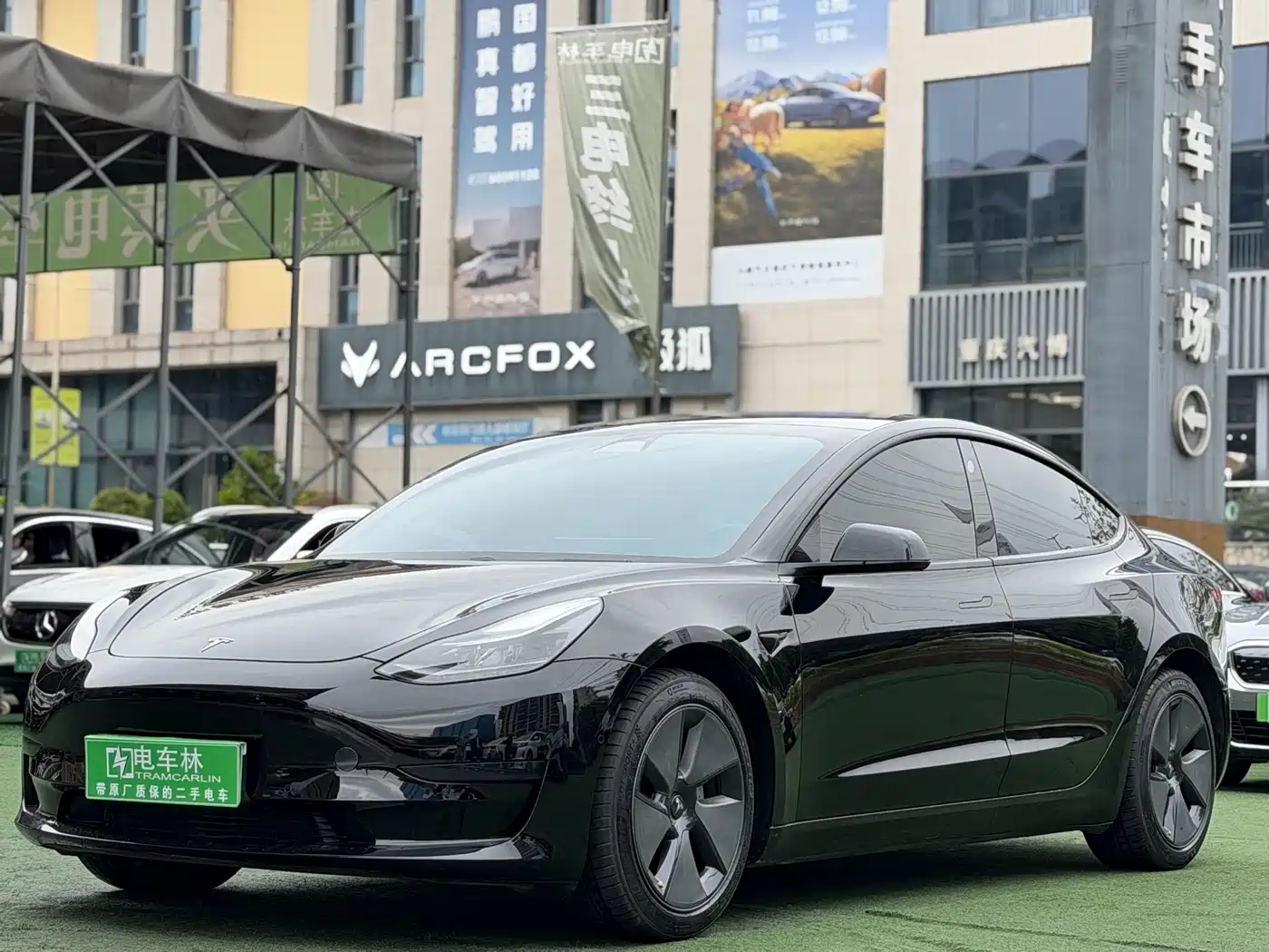 Tesla Model 3 2021 Standard Range Rear-Wheel Drive Upgrade