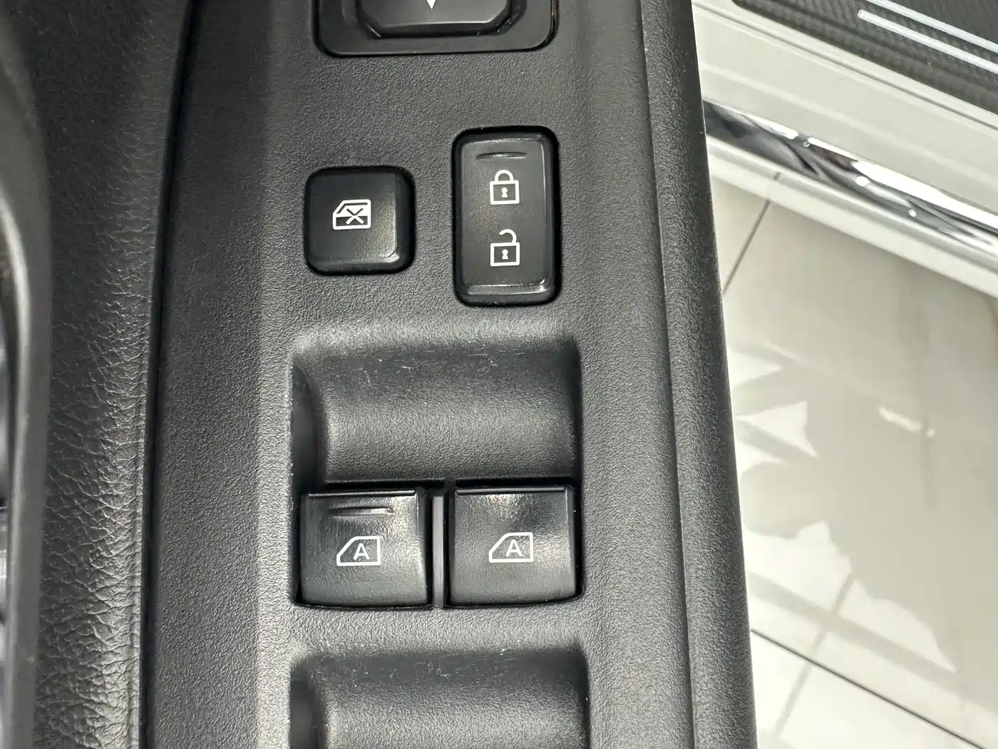 Mitsubishi Outlander 2022 2021 Facelift 2.0L 2WD Comfort Edition 5-Seater