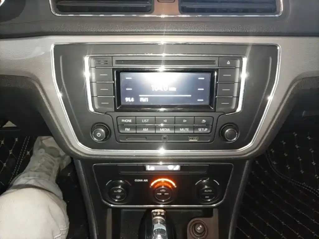 Volkswagen Lavida Tour 2018 2017 180TSI DSG Comfort Edition