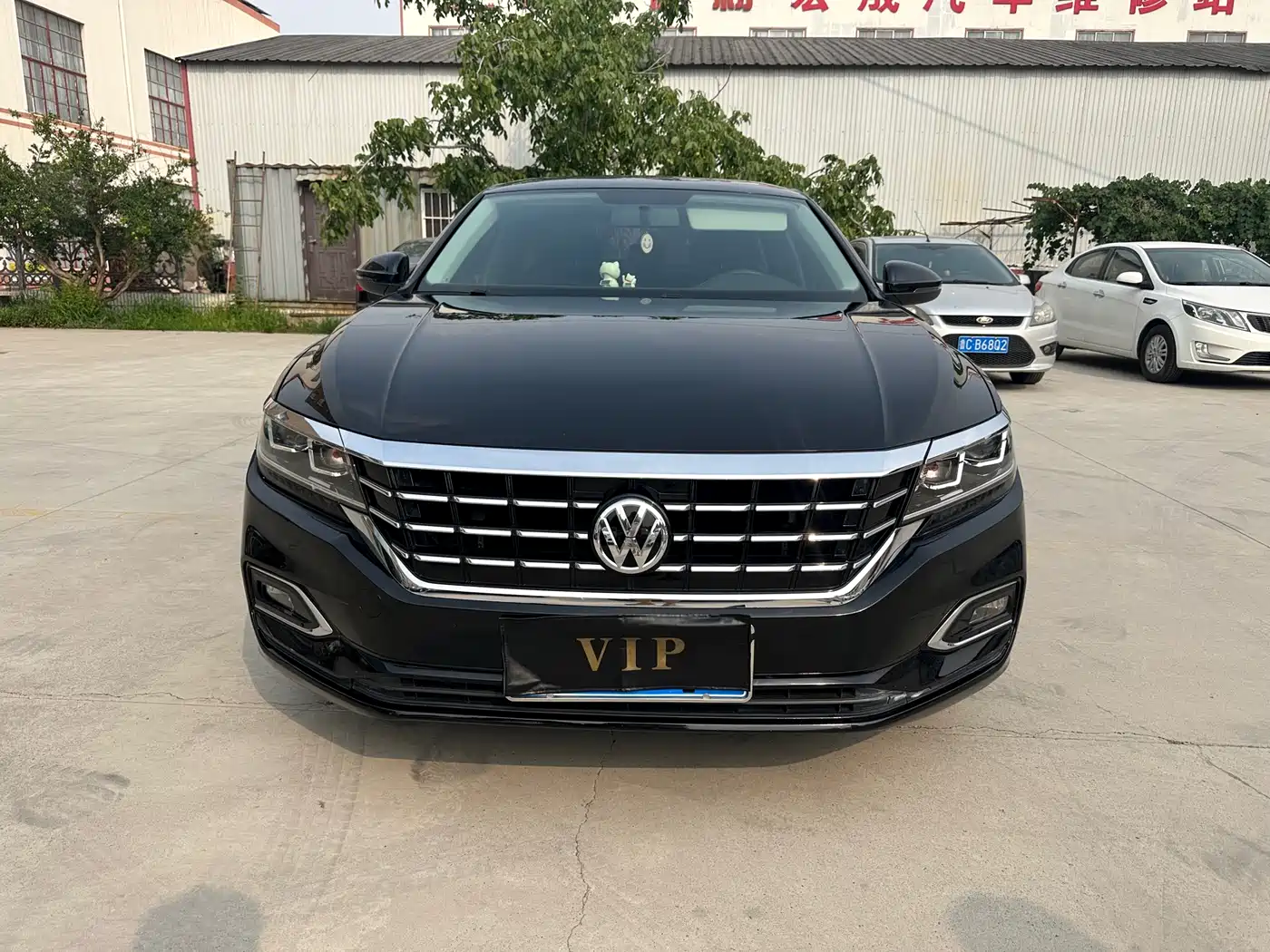 Photo 3 - Volkswagen Passat