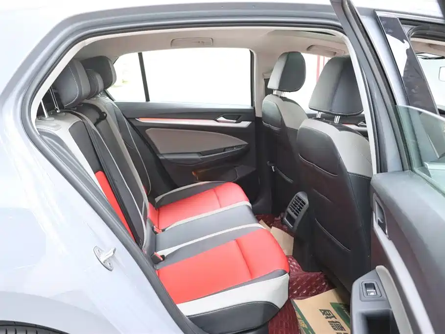 Volkswagen Golf 2023 280TSI DSG Pro фото 16
