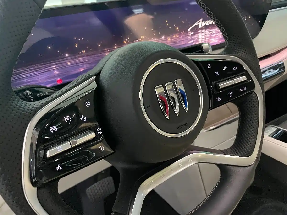 Buick GL8 New Energy 2024 Landglory Luxury Edition 7-Seater фото 9
