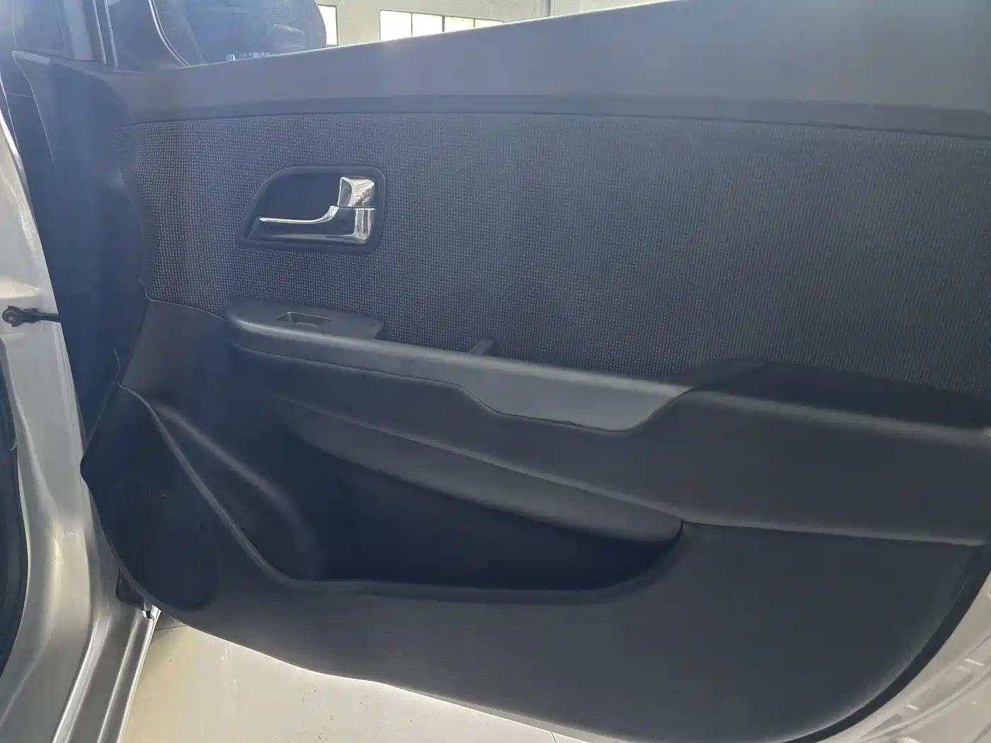 Kia K2 2011 Sedan 1.4L AT Premium ECO фото 15