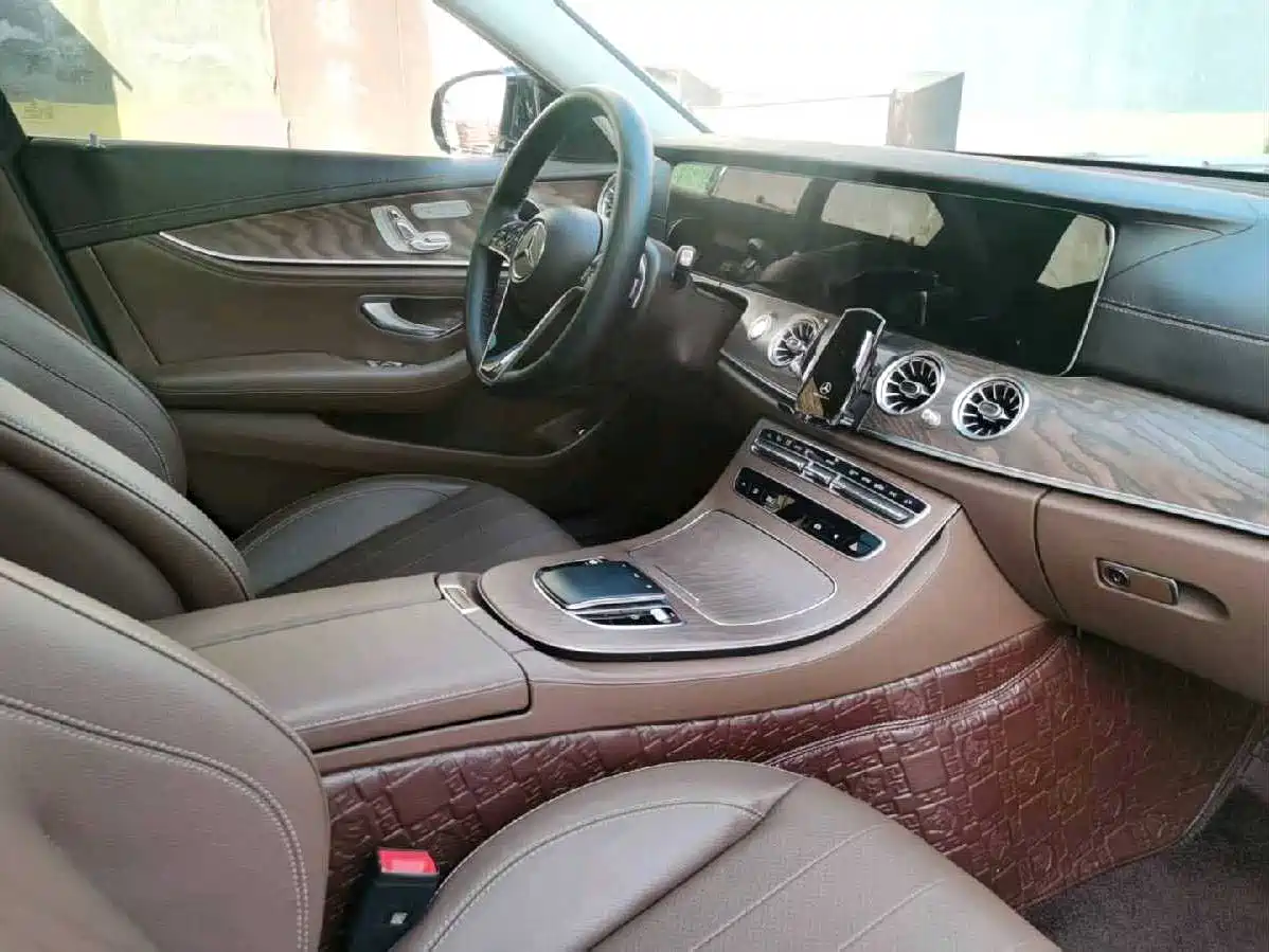 Mercedes-Benz E-Class 2023 E 300 L Fashion фото 11