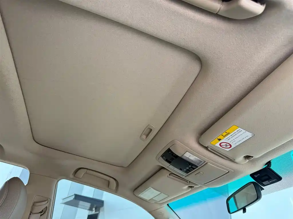Toyota Prado 2010 4.0L Automatic TX-L фото 32