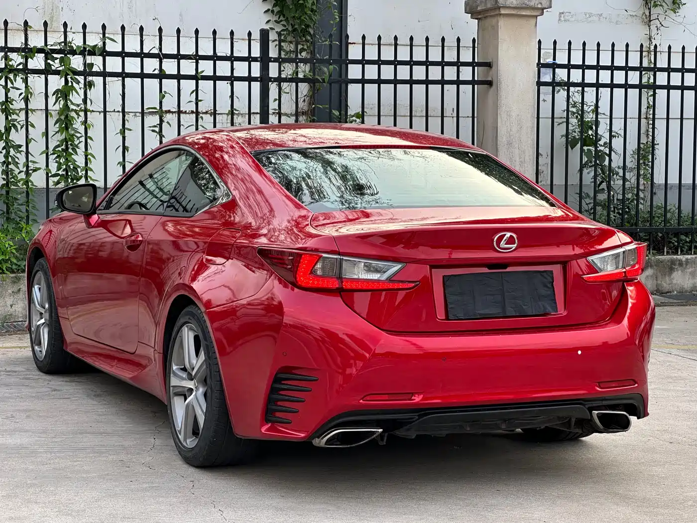 Lexus RC 2016 200t Edge Edition фото 11
