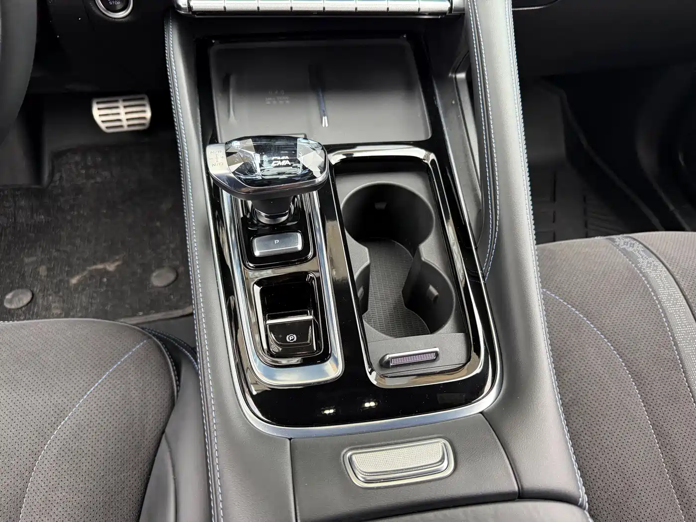 Фото 9 - Geely Preface