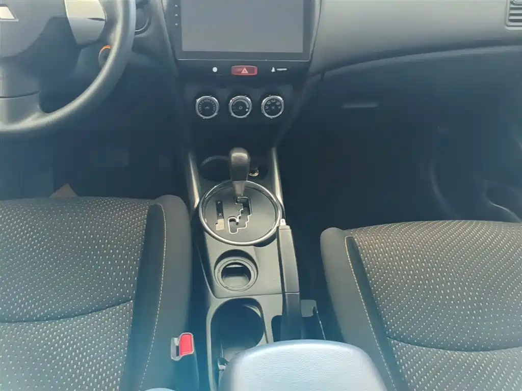 Mitsubishi ASX 2013 2.0L CVT 2WD Elite фото 14