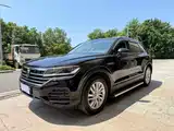 Фото 1 - Volkswagen Touareg