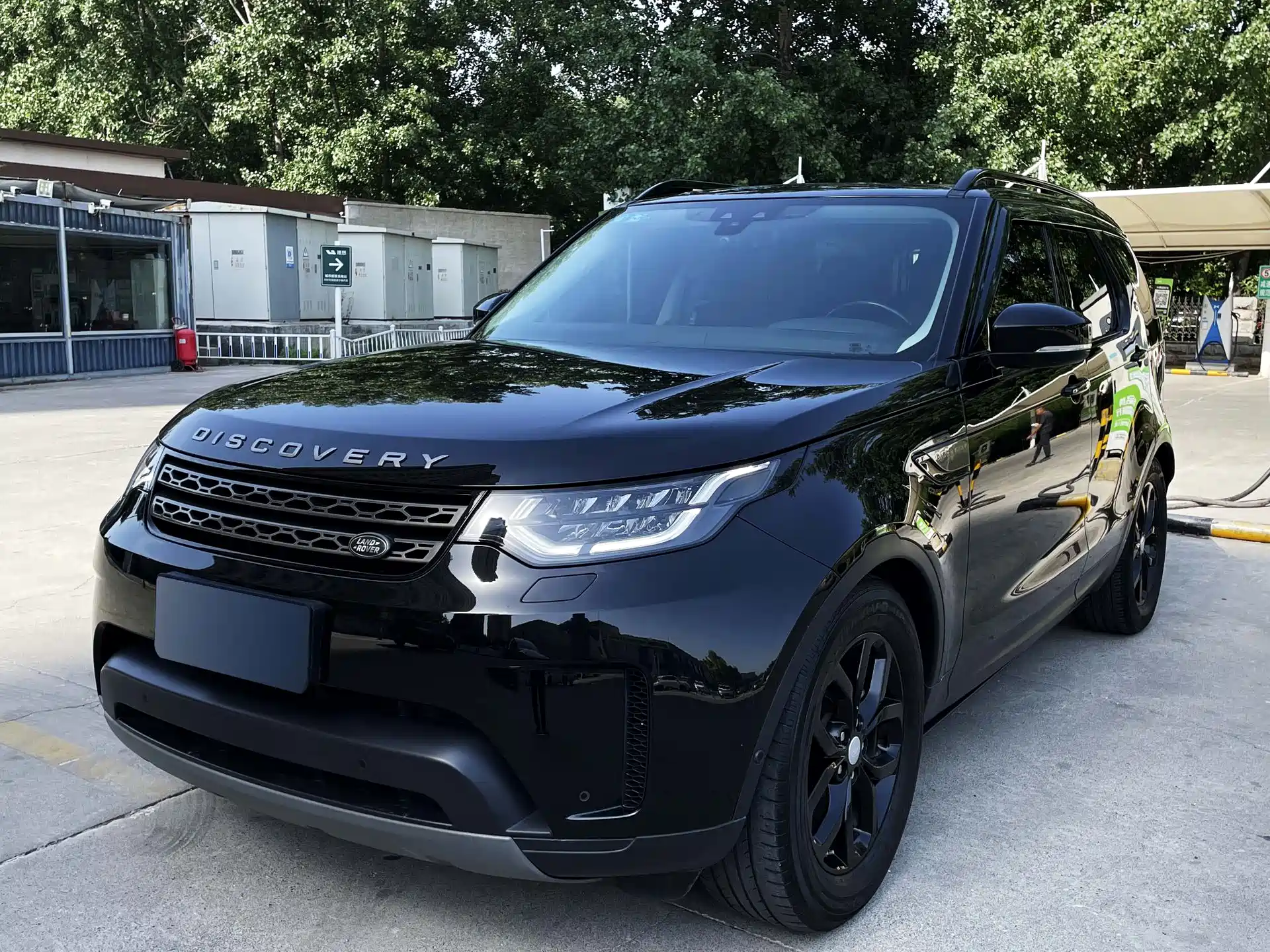 Фото 1 - Land Rover Discovery