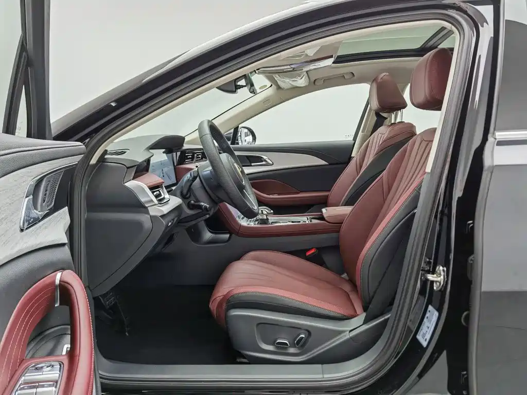 Hongqi H5 PHEV 2026 2025 130 Super Hybrid Edition