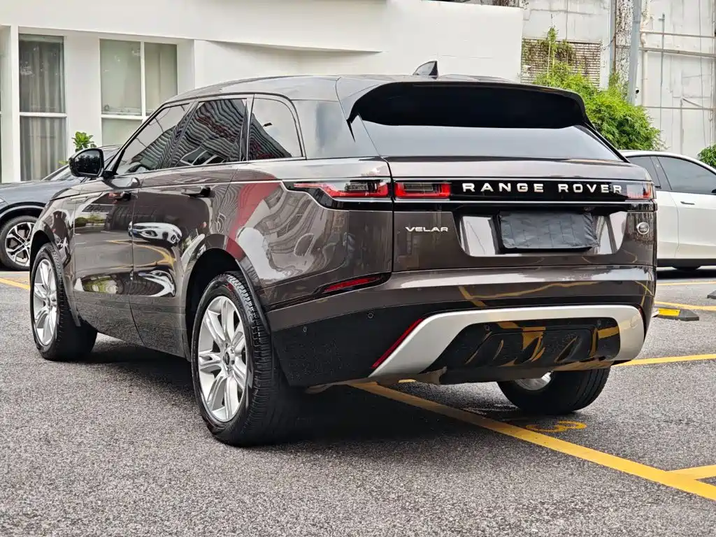 Фото 7 - Land Rover Range Rover Velar
