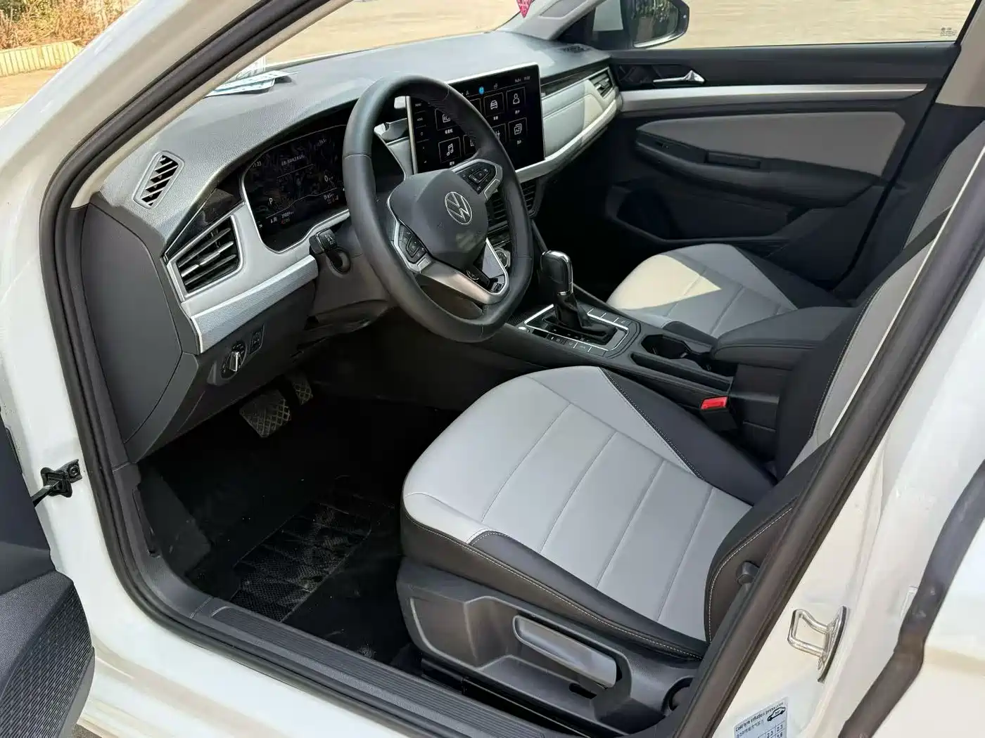 Volkswagen Bora 2023 200TSI DSG Smart PRO Edition фото 5