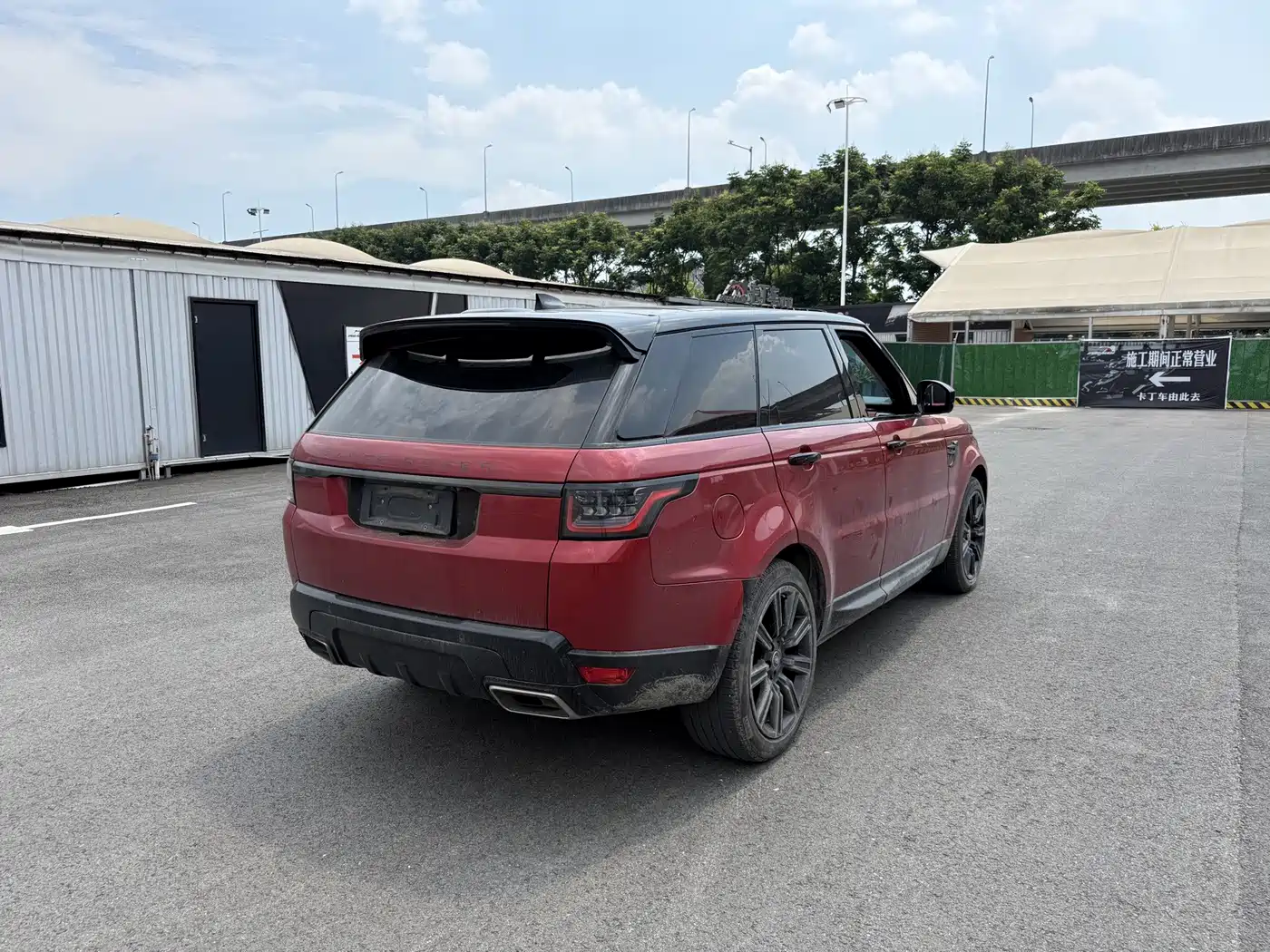 Фото 13 - Land Rover Range Rover Sport