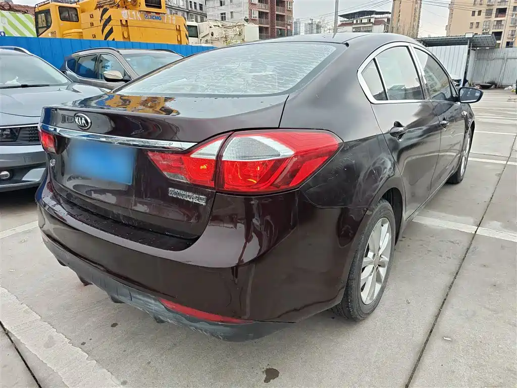 KIA K3