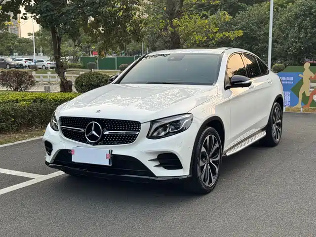 MERCEDES-BENZ GLC COUPE