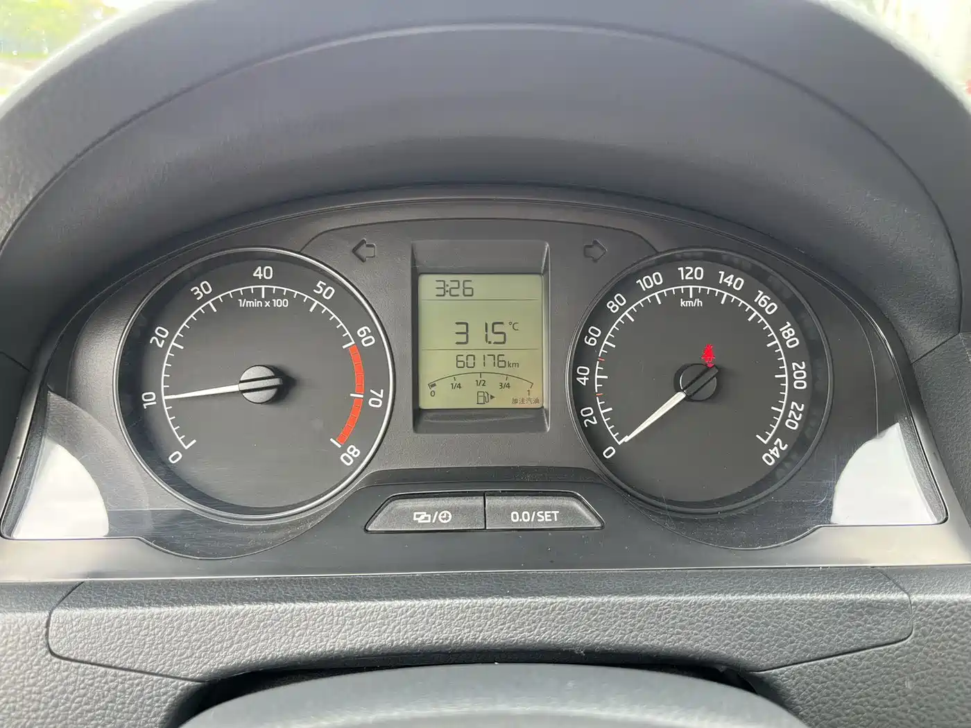 Škoda Rapid 2016 1.6L Manual Forward Edition фото 13