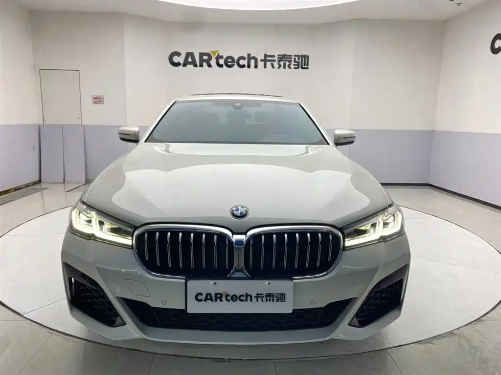 BMW 5 Series 2021 530Li Leading M Sport Package фото 3