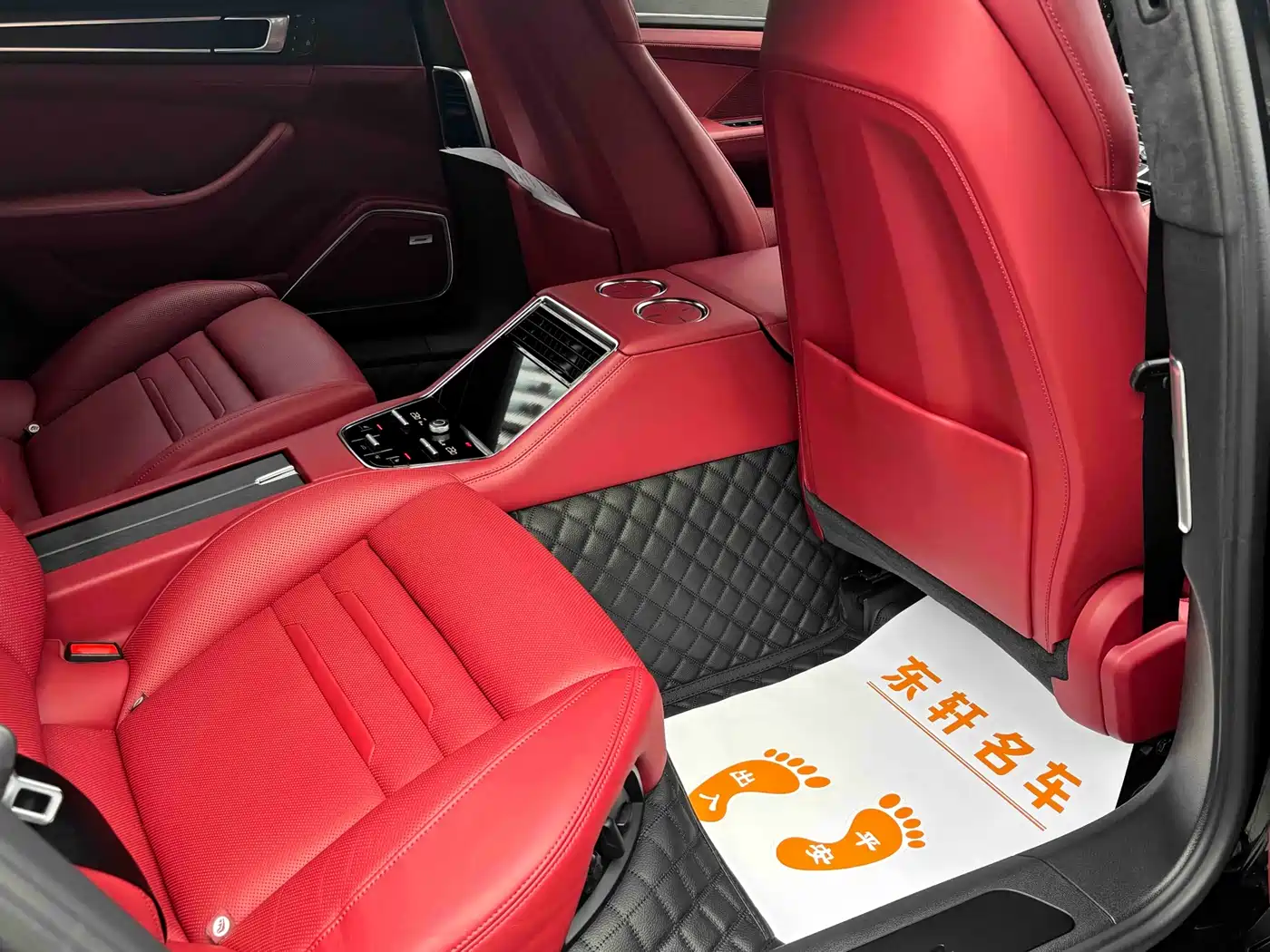 Porsche Panamera 2023 Panamera Executive Long Wheelbase Platinum Edition 2.9T фото 11