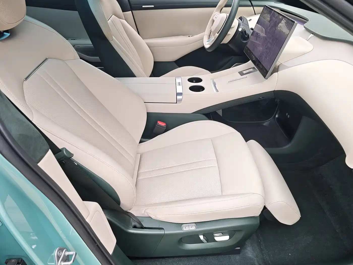 Xiaomi Auto Xiaomi YU7 2025 Ultra Long Range High Performance AWD Max Edition фото 22