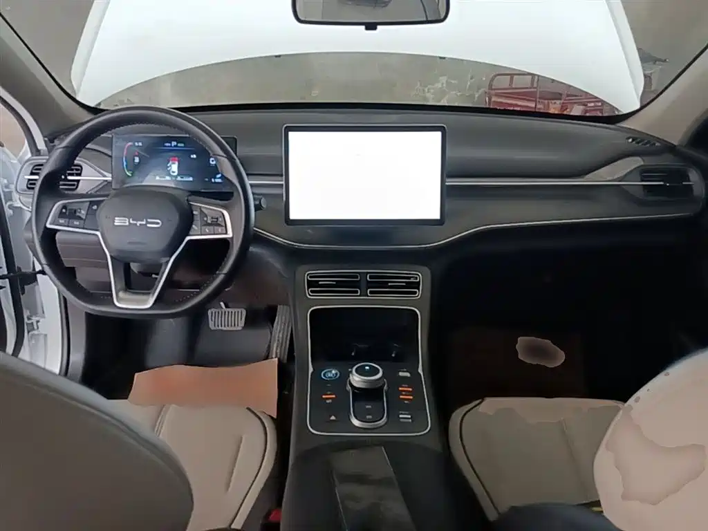 BYD Destroyer 05 2024 Glory Edition DM-i 55KM Luxury фото 10