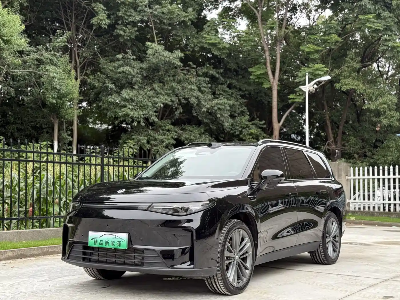 Leapmotor C16 2026 Model Year EREV 280 LiDAR Premium Edition 6-Seater