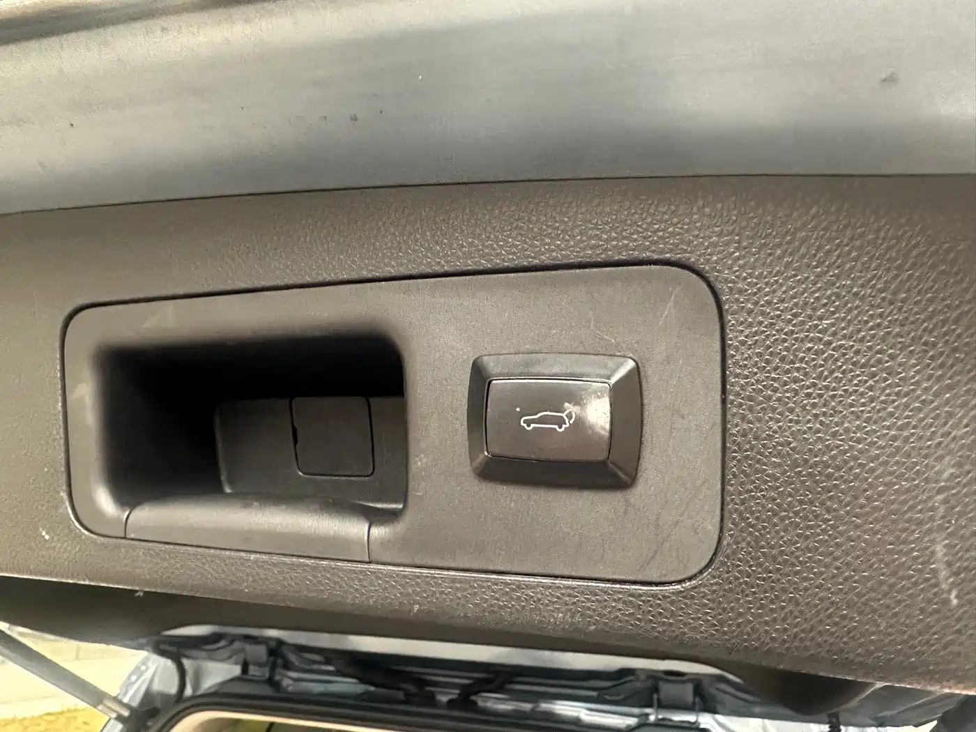 GAC Trumpchi Trumpchi GS8 2017 320T 2WD Luxury Smart Connect (7-seater) фото 23