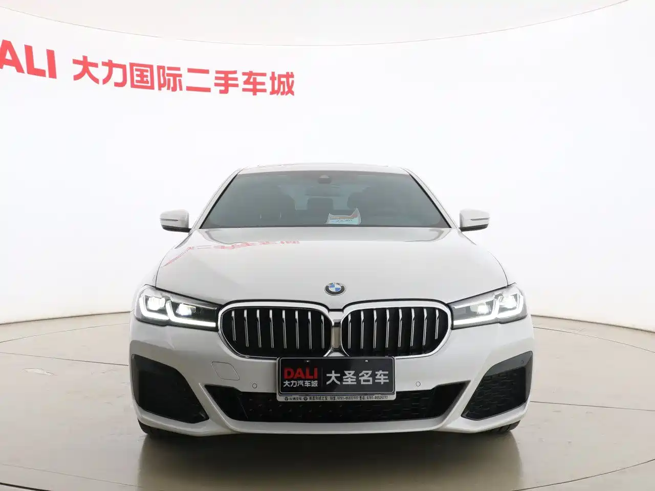 BMW 5 Series 2021 530Li Leading M Sport Package фото 2
