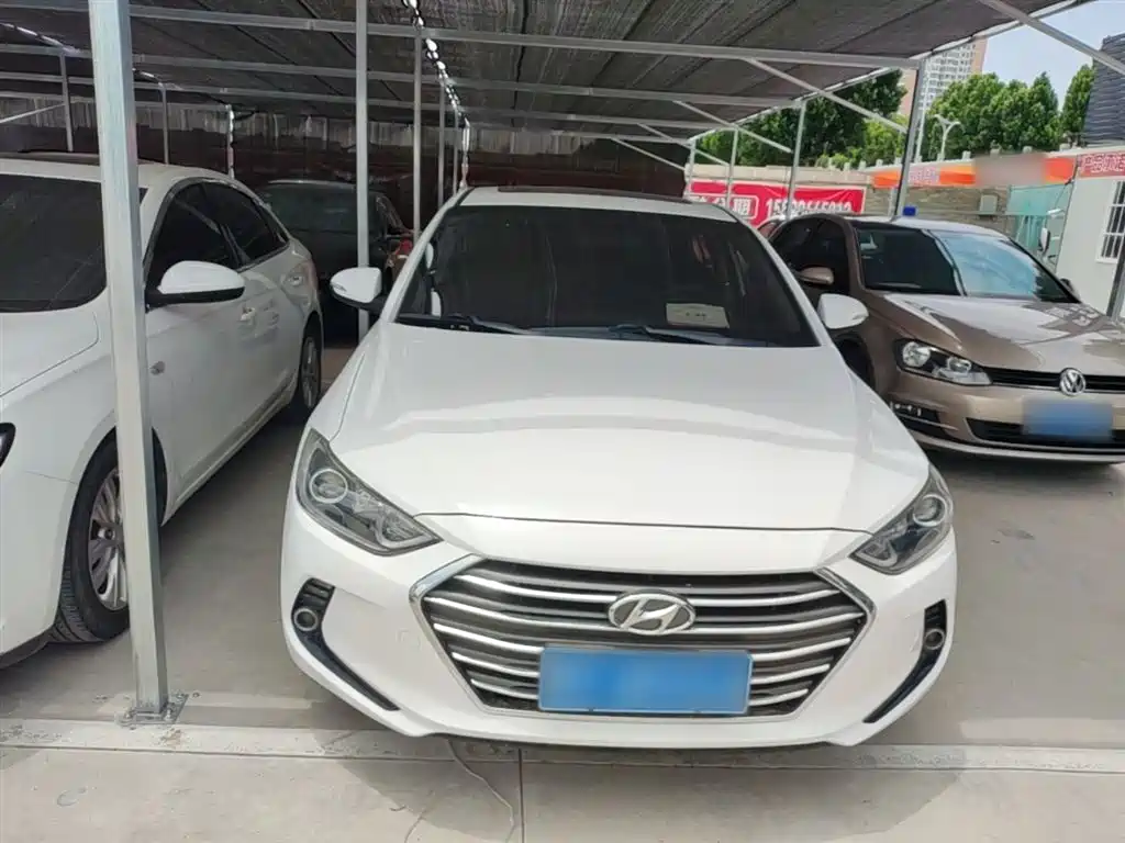 Hyundai Elantra 2016 1.4T DCT Dynamic·Vitality фото 3