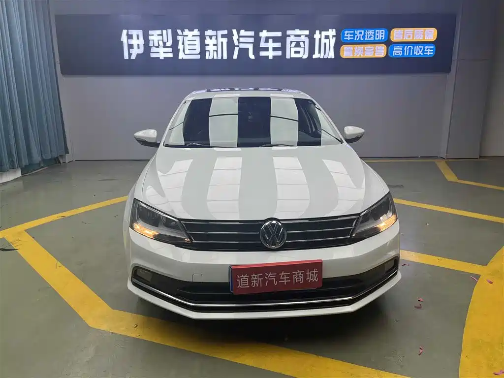 Volkswagen Sagitar 2018 1.6L Automatic Comfort фото 2