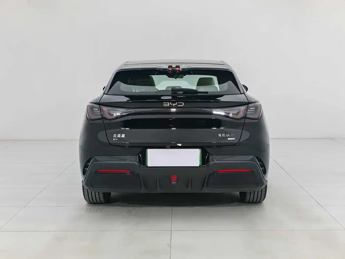 BYD Seal 06GT 2025 505 Ocean Wave Edition фото 5