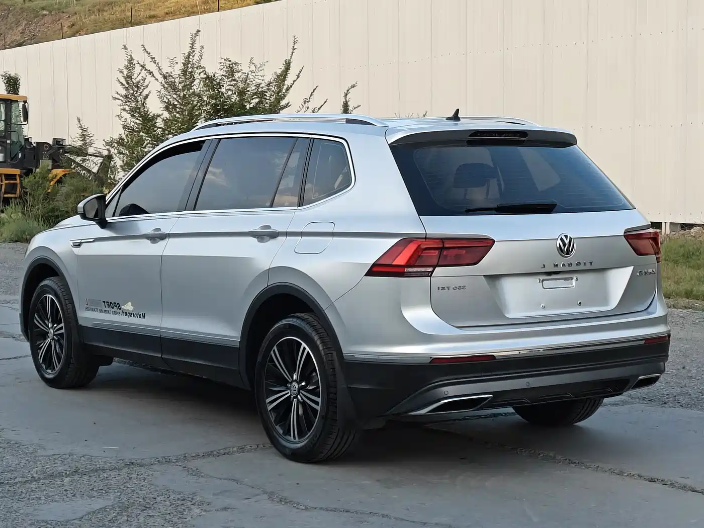 Volkswagen Tiguan L 2018 380TSI Automatic AWD Luxury Edition фото 6