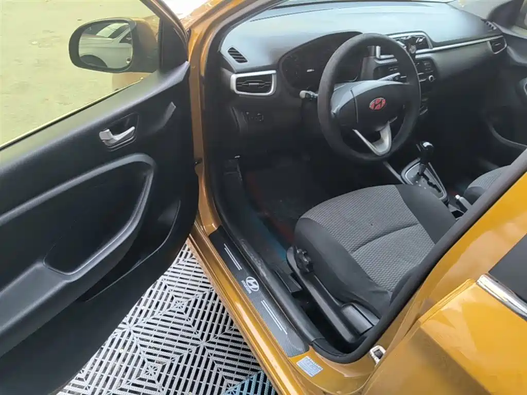 Hyundai Verna 2017 1.4L Auto Jump Edition (China V) фото 16