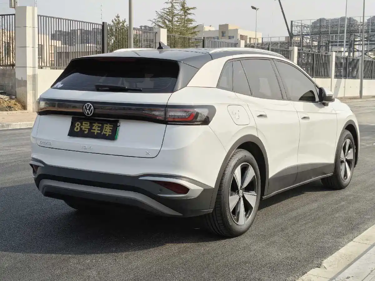 VOLKSWAGEN ID.4 X