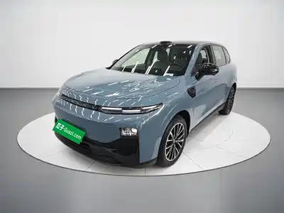Leapmotor B10