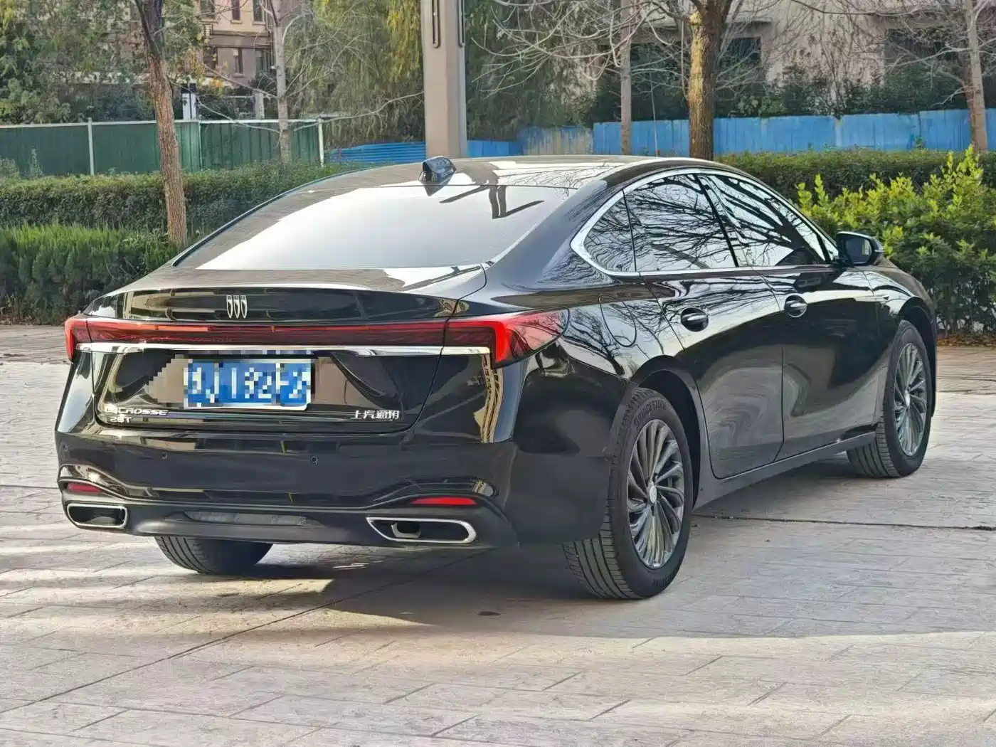 BUICK LACROSSE