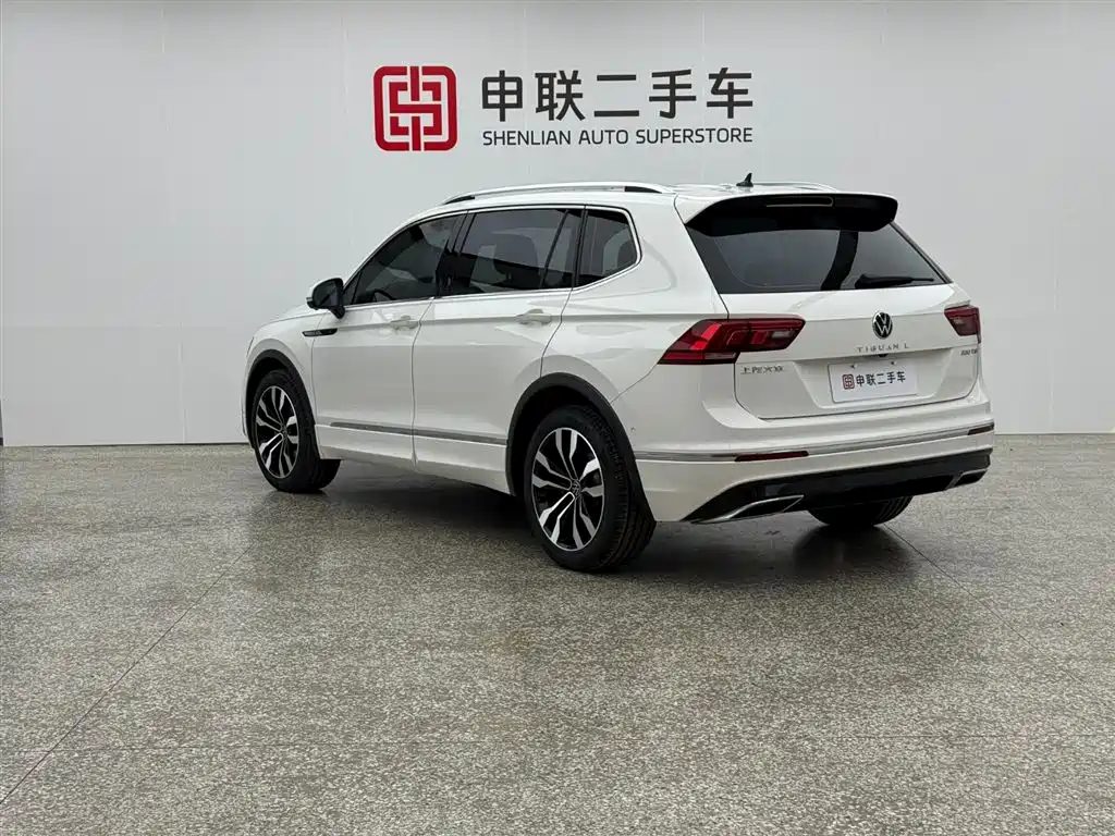 Volkswagen Tiguan L 2021 330TSI Automatic 2WD R-Line Premium фото 3