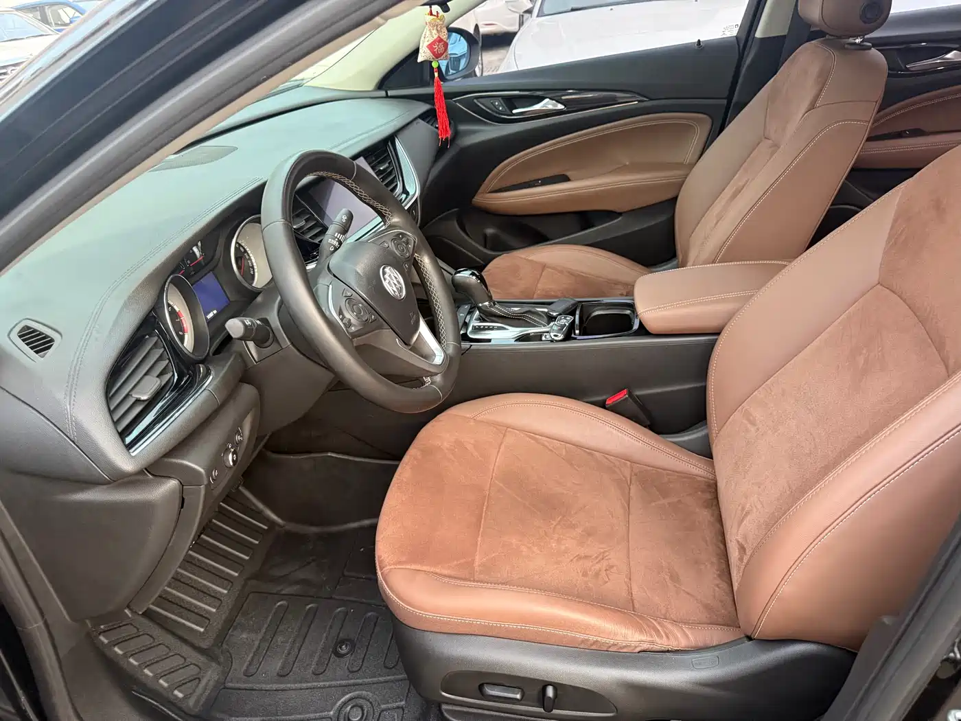 Buick Regal 2017 20T Elite Type фото 4
