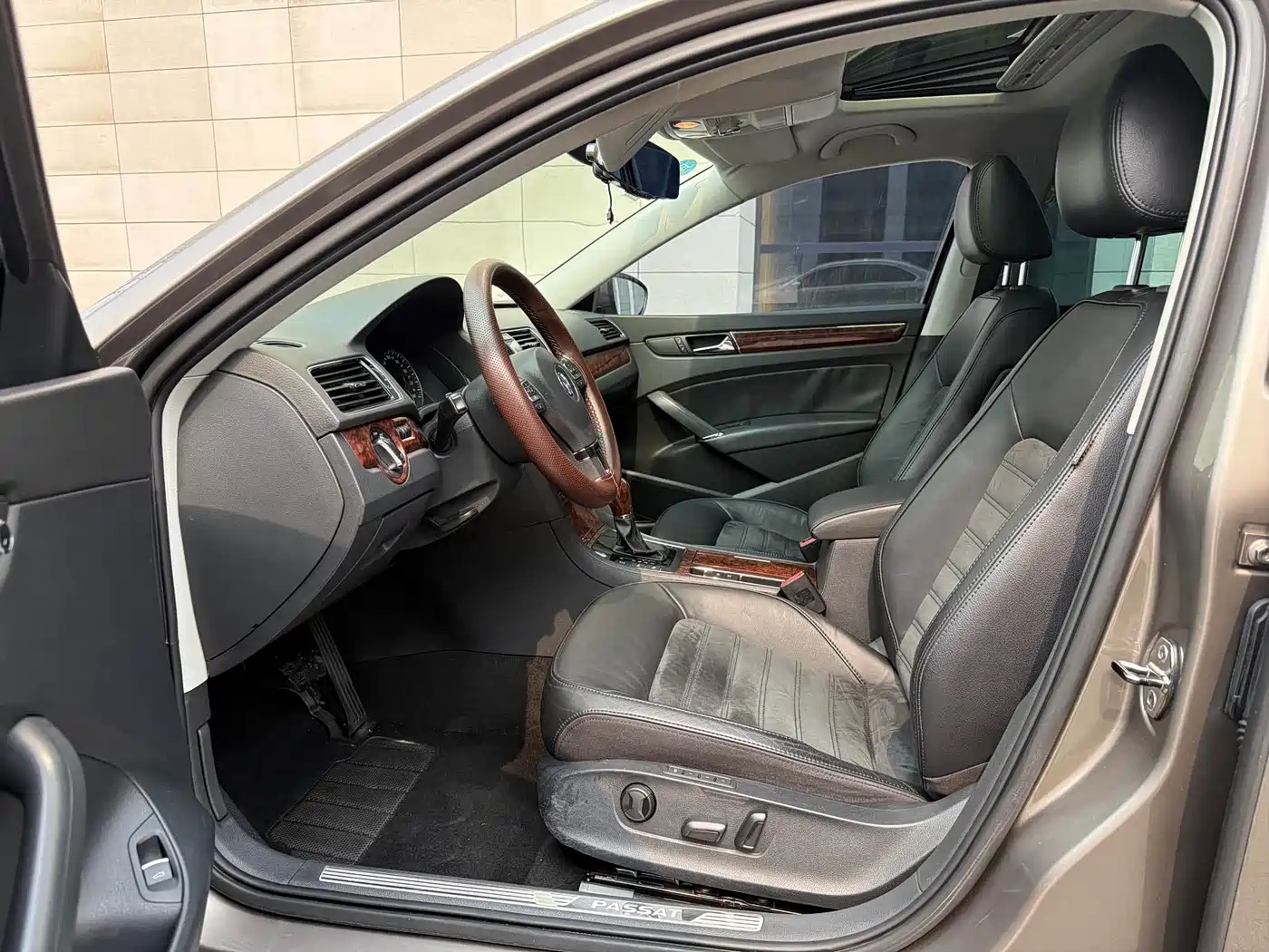 Фото 9 - Volkswagen Passat