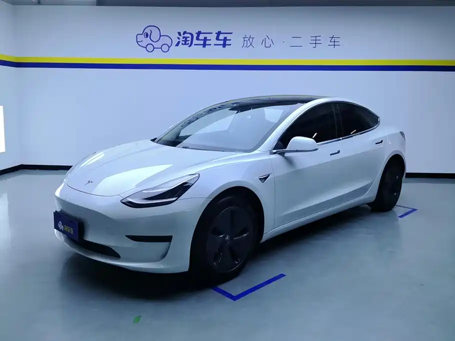 Tesla Model 3 2020