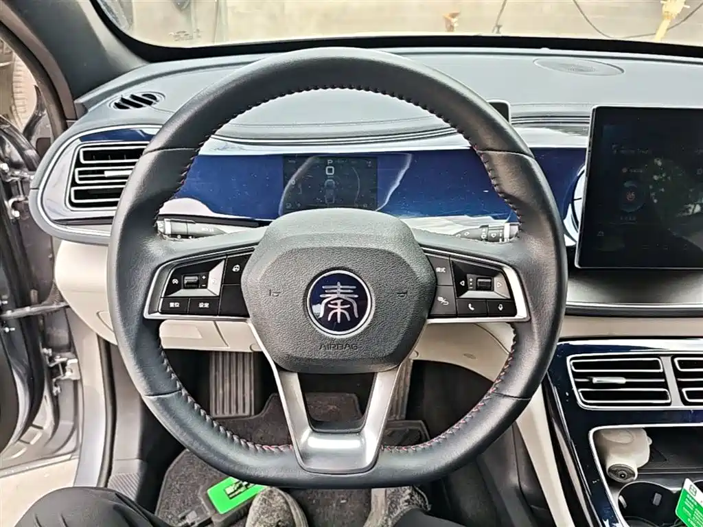 BYD Qin PLUS 2021 DM-i 55KM Flagship фото 11