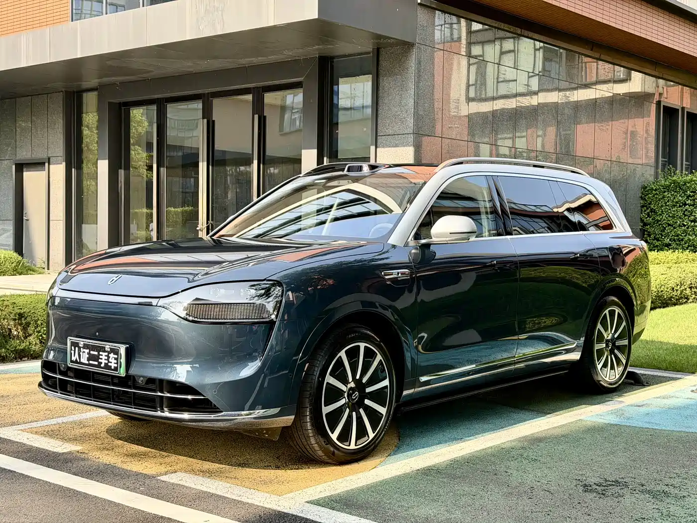 AITO Wenjie AITO M9 2024 Extended Range Max 52kWh 5-Seater