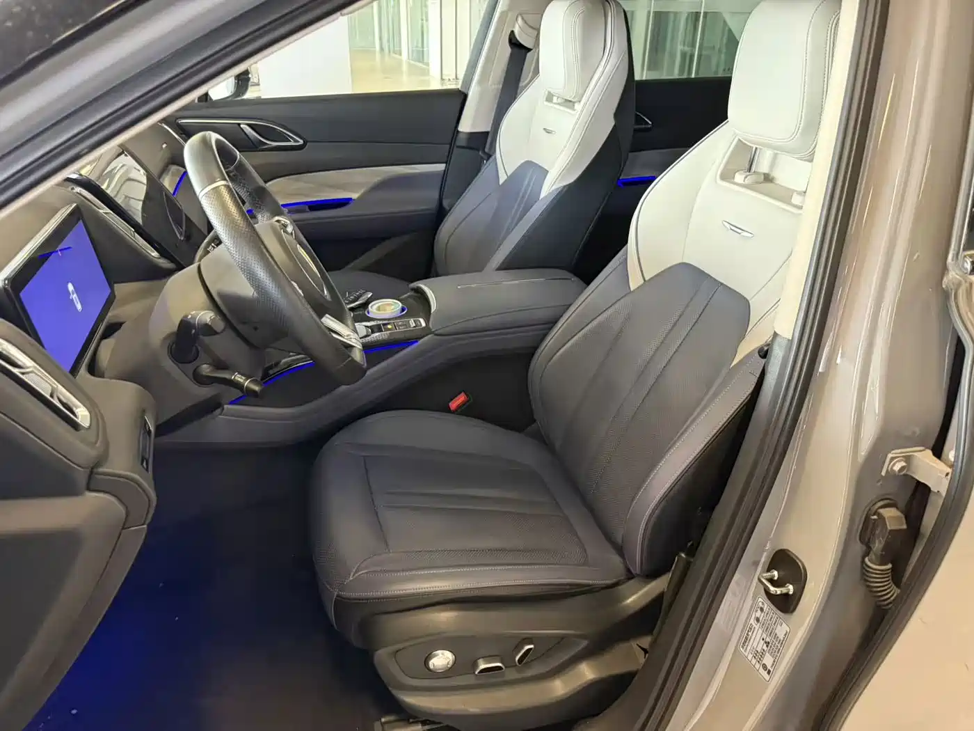 Hongqi HS3 2023 2023 2.0T 4WD Achievement Edition
