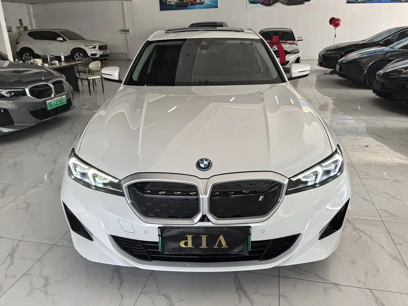 BMW i3 2024 eDrive 35 L фото 2