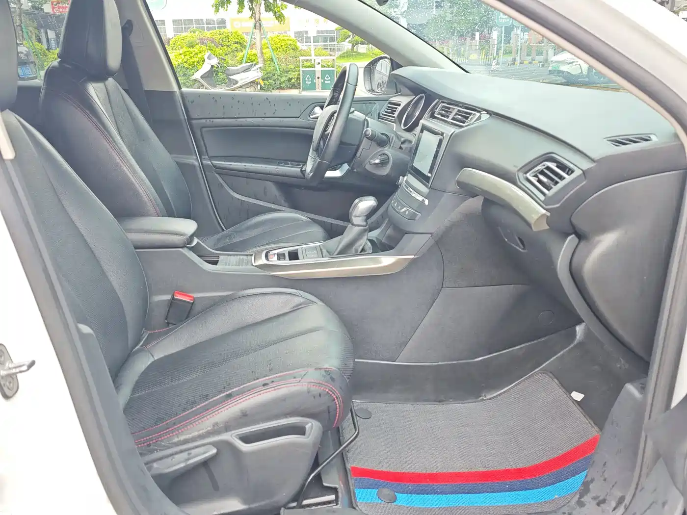 Peugeot 408 2016 1.6T Automatic Luxury Edition фото 10