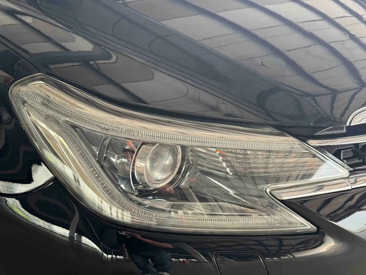 Toyota Reiz 2013 2.5V Premium Edition фото 15