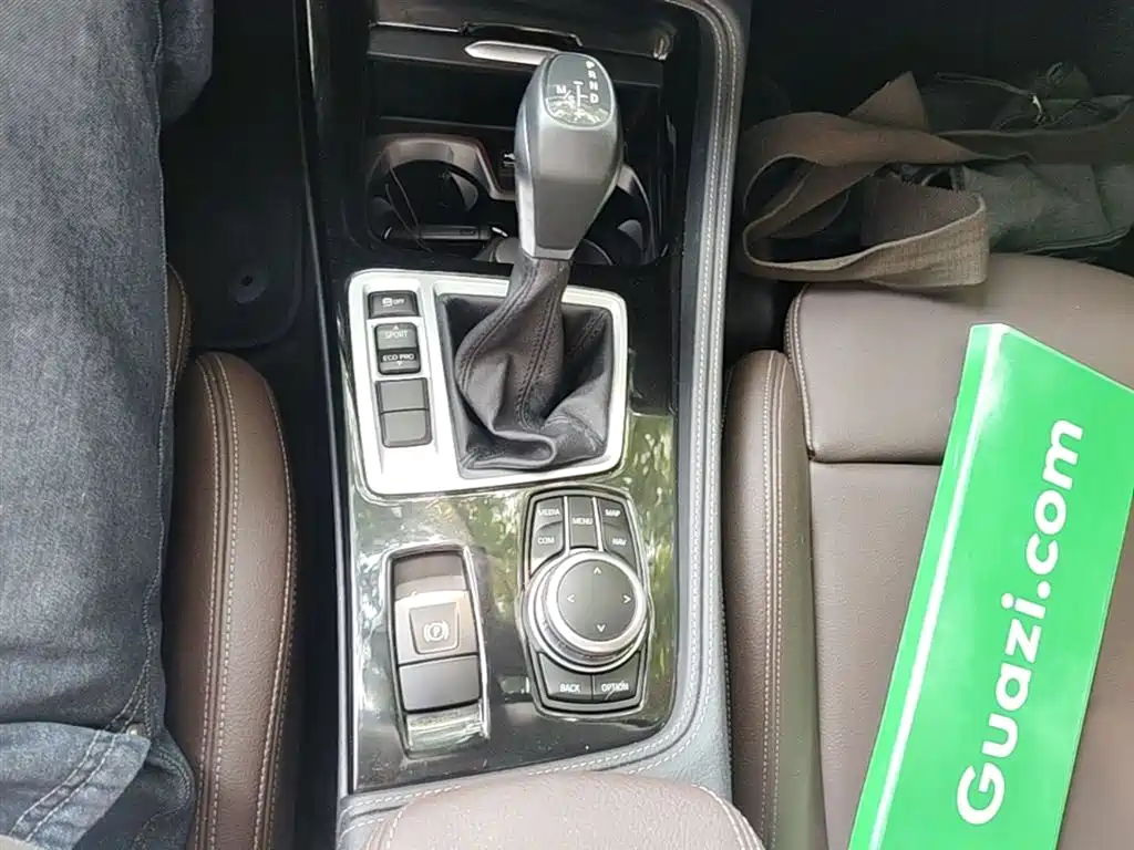 BMW 1 Series 2019 118i M Sport Package фото 14