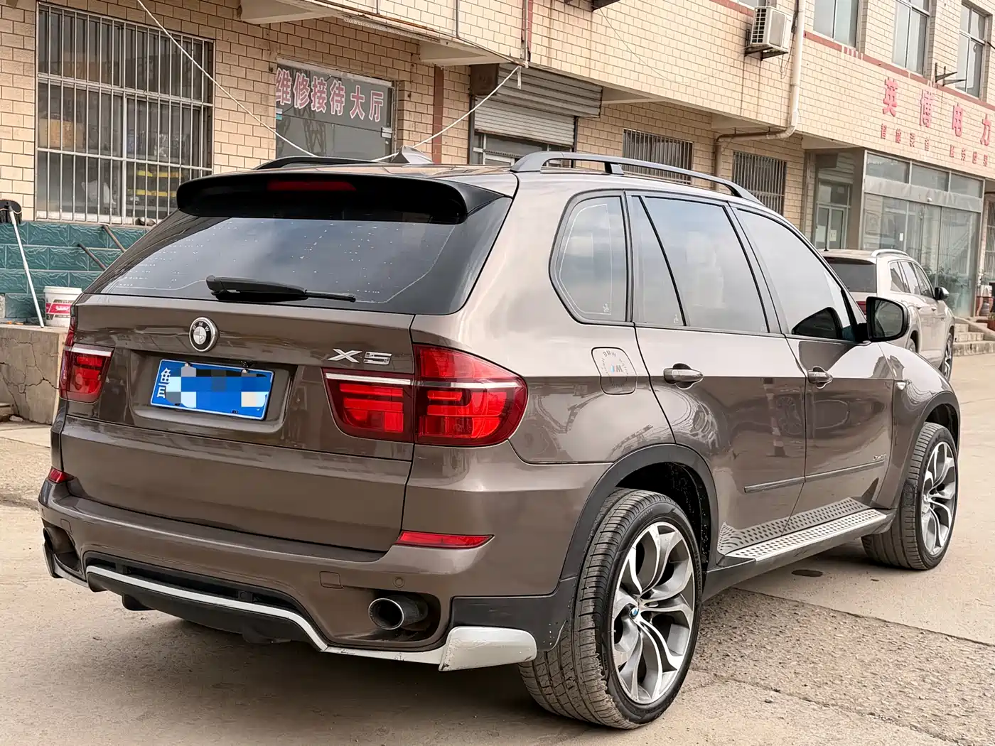 BMW X5 (Import) 2011 xDrive35i Luxury Edition фото 6